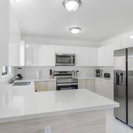 Stunning 3-Bedroom Duplex With Free Parking Miami Exterior foto