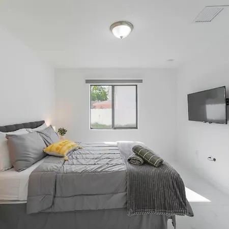 Stunning 3-Bedroom Duplex With Free Parking Miami Exterior foto