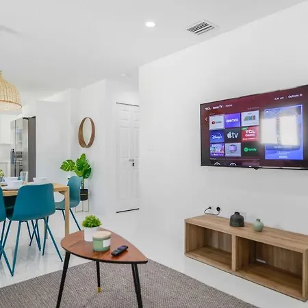 Stunning 3-Bedroom Duplex With Free Parking Miami Exterior foto